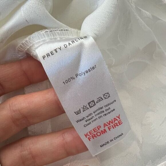 Pretty Darling Size 8 White Floral Detail Drape Jaquard Midi Bridal Dress Event - Picture 14 of 15